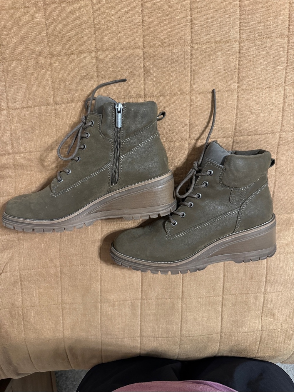Wedge Lace-Up Ankle Boots in Olive
